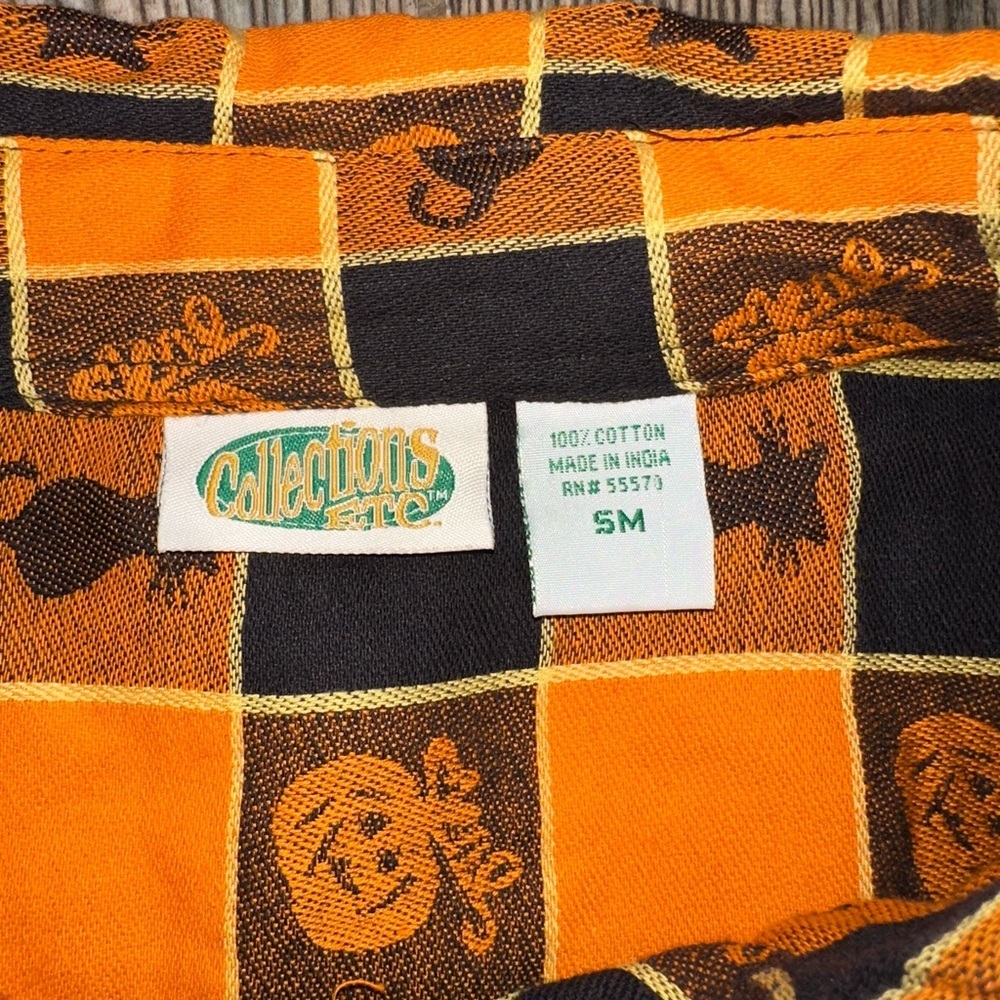 Collections Etc. Orange and Black Halloween Button Down Black Cat Pumpkin Plaid - Picture 7 of 7